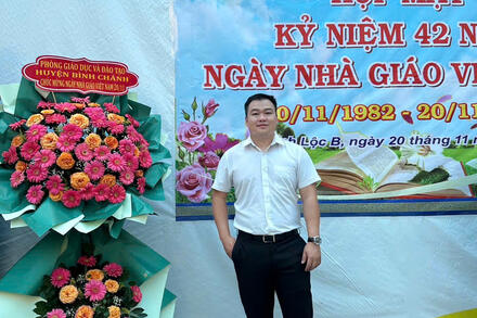 Nhạc cụ: Kèn phím: Luyện gam Đô trưởng với kỹ thuật luồn ngón