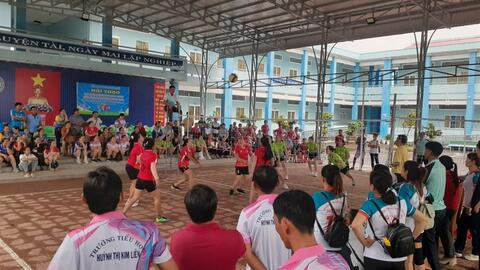 Sôi nổi giải bóng chuyền, bóng đá chào mừng Đại hội đại biểu Đảng bộ xã Hồ Thị Kỷ lần thứ I, nhiệm kỳ 2025 – 2030.