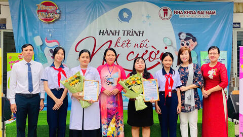 Trường THCS Độc Lập phối hợp với Báo Thiếu niên Tiền phong và Nhi đồng tổ chức tuyên truyền về Bảo vệ răng miệng cho học sinh do Nha Khoa Đại Nam thực hiện