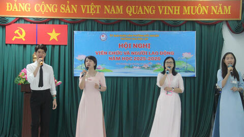 Hội nghị viên chức và người lao động năm học 2025 - 2026