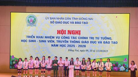 Sở GDĐT đã tổ chức Hội nghị triển khai nhiệm vụ công tác giáo dục chính trị tư tưởng, công tác học HSSV và công tác truyền thông GD&ĐT năm học 2025-2026