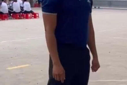 Chuyền bóng cao tay bằng hai tay 8