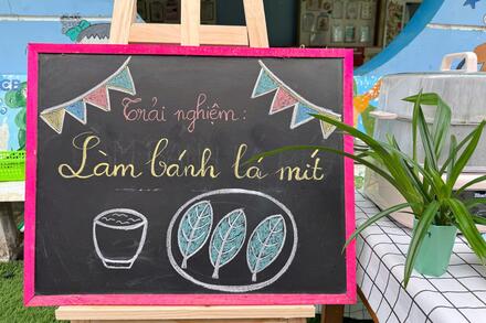 Hoạt động trải nghiệm làm bánh lá mít - chồi 2