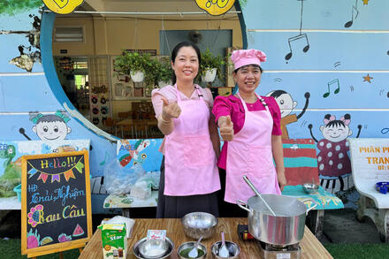 Hoạt động trải ngiệm: Đổ rau câu, Chồi 4