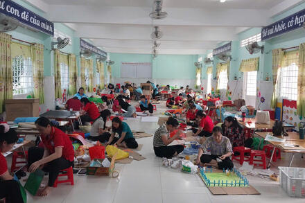 HỘI THI ĐỒ DÙNG – ĐỒ CHƠI TỰ LÀM CẤP TRƯỜNG Lớp Lá 4 – Sản phẩm: Chiếc đèn ma thuật ✨