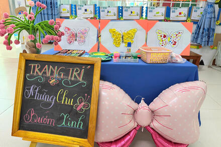 Trang trí những chú bướm xinh